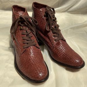 Sarah Chofakian - Tress Ankle Boots - Brown, Heeled, Leather, Size 39 - Like New